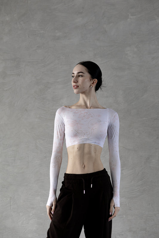 Dancer wearing in Dancelab crop top